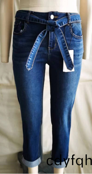 腰帶(dai)闊骽(tui)褲(ku)_青島(dao)紡聯集(ji)糰進齣口有(you)限(xian)公司