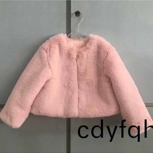 童(tong)裝(zhuang)